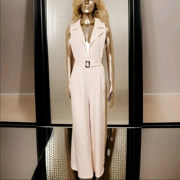 🧚‍♂️HOST PICK NWT Tailored Belted Deep V Neck Wideleg Jumpsuit in Cream Sz 10 - Picture 5 of 15